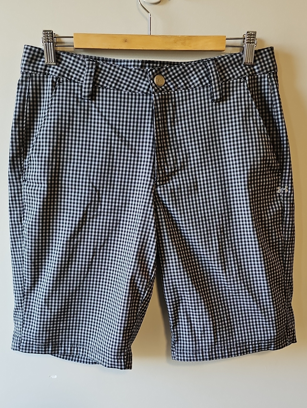 Under Armour Black & White 32" Gingham Flat Front Golf Shorts